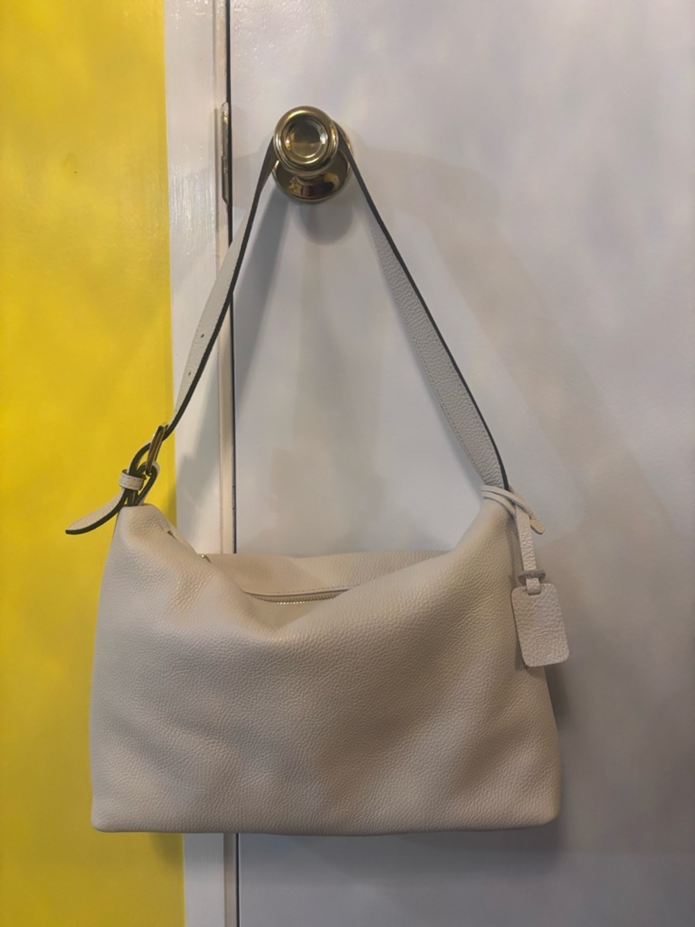 Viola Gigli Italian Genuine Leather
Hobo Almond Bag